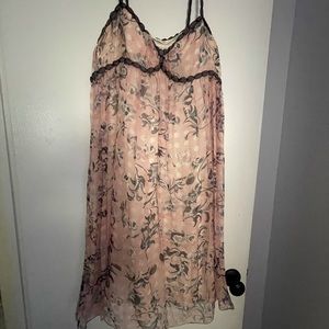 Floral special edition max studio dress